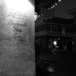 New Orleans Haunted Tour - Haunted Bars - Jean Lafittes